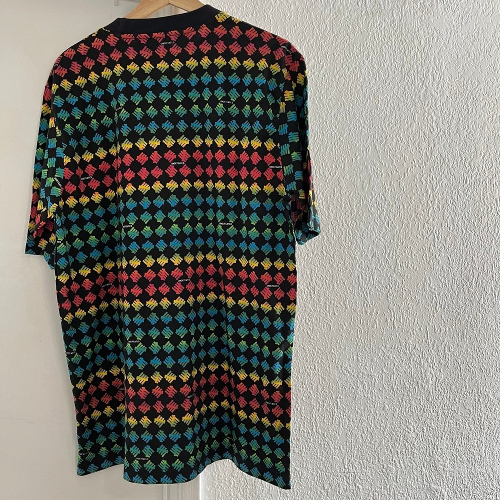 Undefeated Ruthless 07 All Over Print Shirt Mens Medium AOP Rainbow - Picture 6 of 7